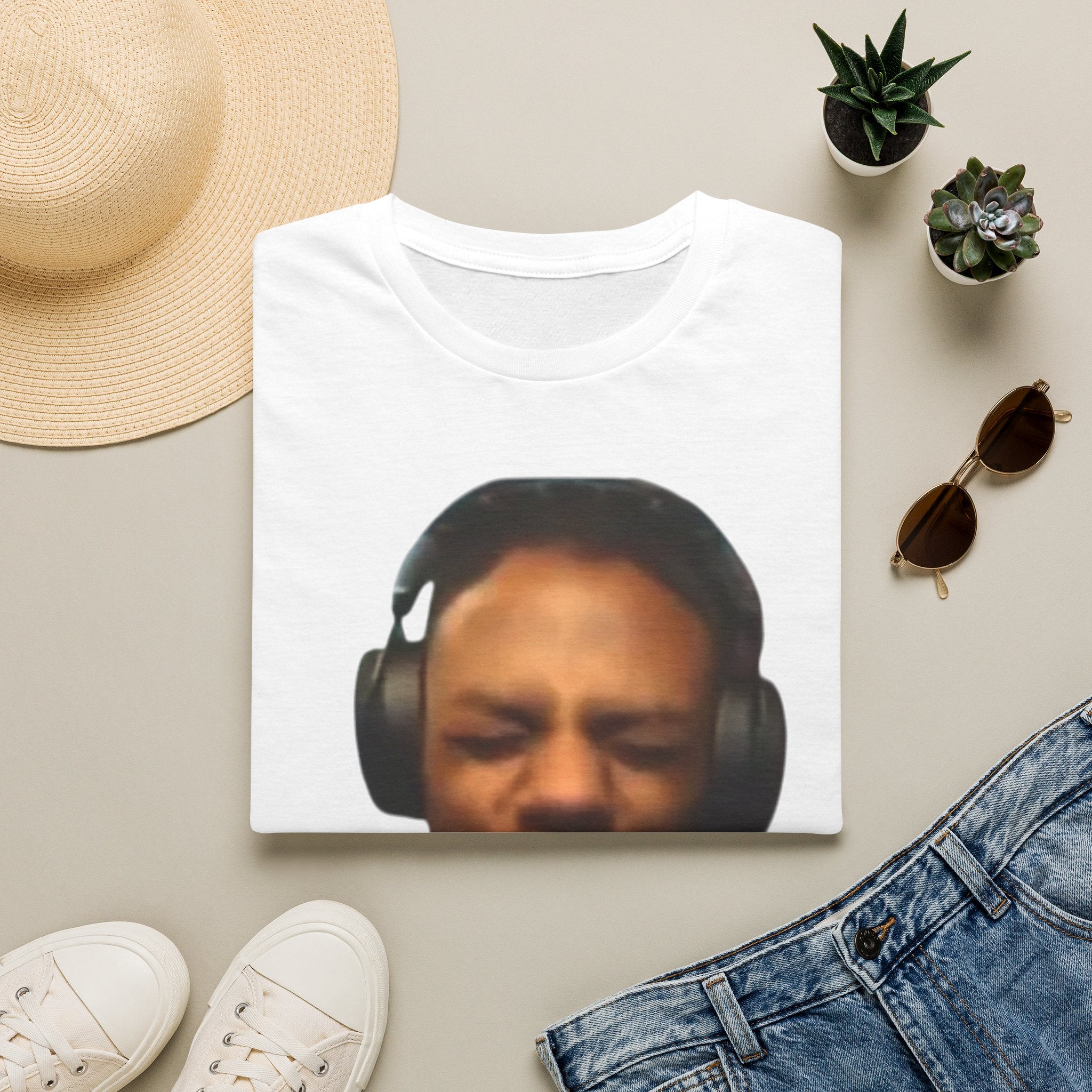 IShowSpeed Trying Not To Laugh T-Shirt
